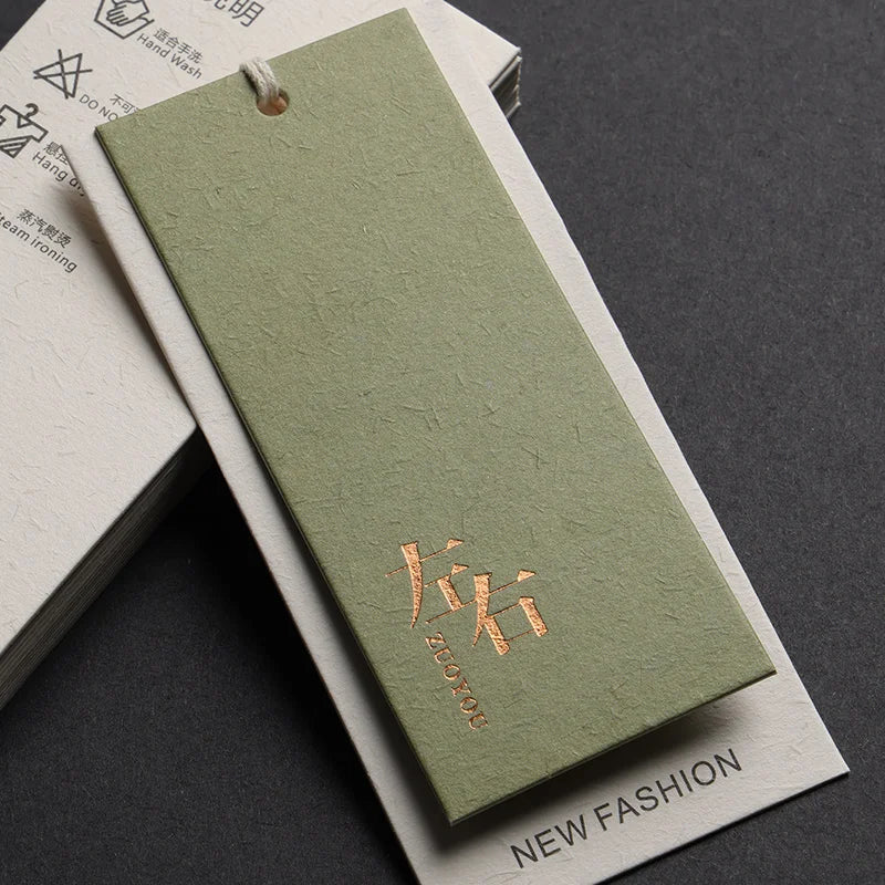 2024 New Design Custom Printing Logo Luxury High Quality Green Paper Set Cloth Custom Clothing Hang Tag Label Tag Card